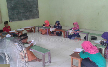 Sanggar Genius, Didik Anak Yatim dan Duafa Desa Sarirejo
